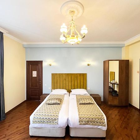 Phazisi Hotel Tbilisi Exterior foto