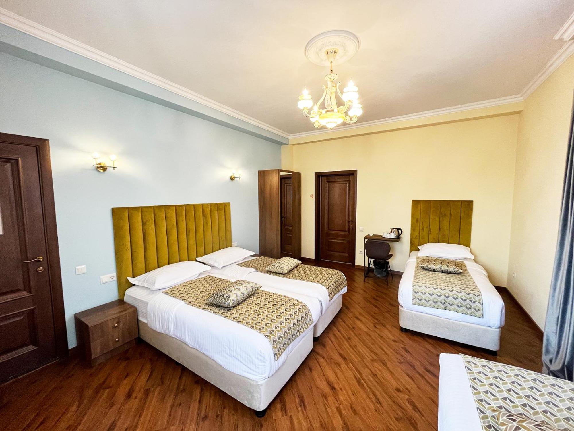 Phazisi Hotel Tbilisi Exterior foto